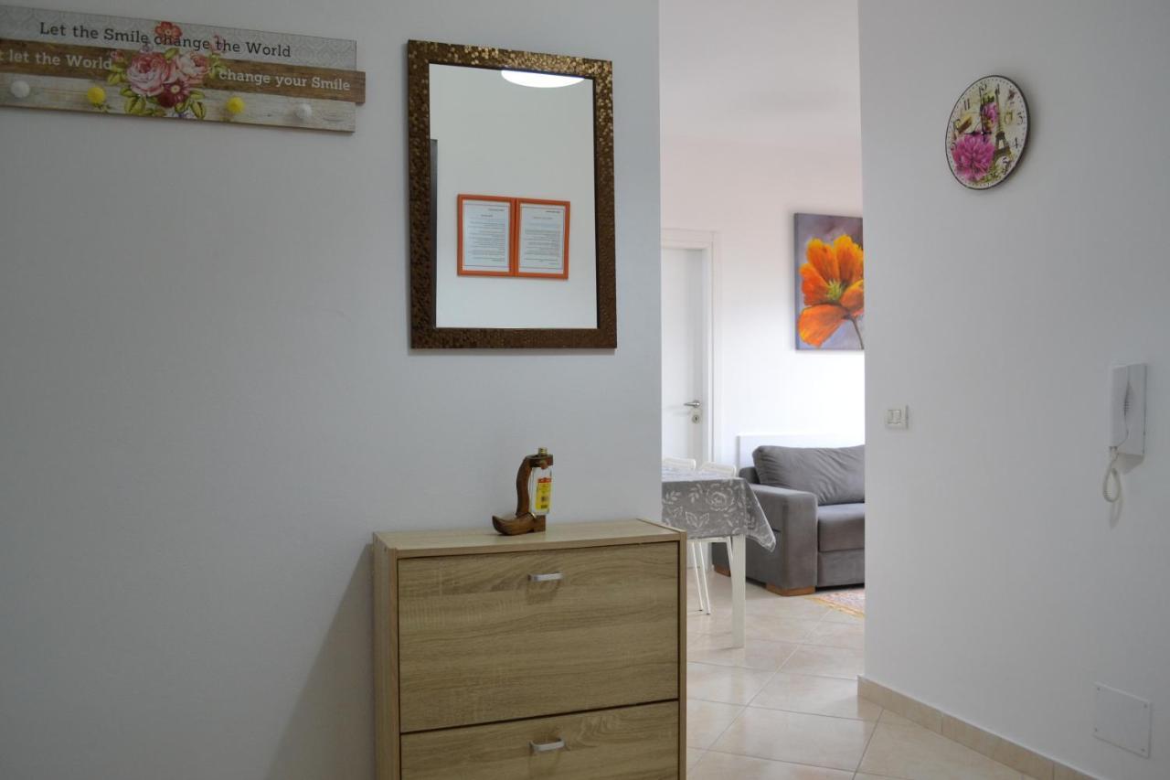 Flowers & Green 2 Bedrooms Apartment & Box Garage Вльора Екстер'єр фото