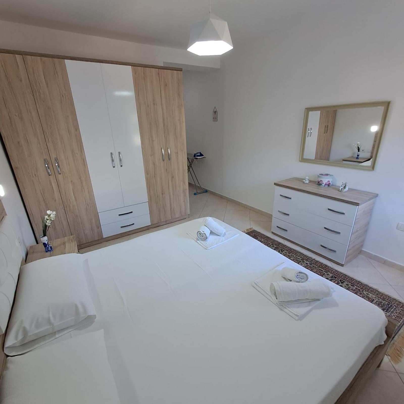 Flowers & Green 2 Bedrooms Apartment & Box Garage Вльора Екстер'єр фото